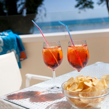 Marina Beach Suite Hotel Rimini Dış mekan fotoğraf
