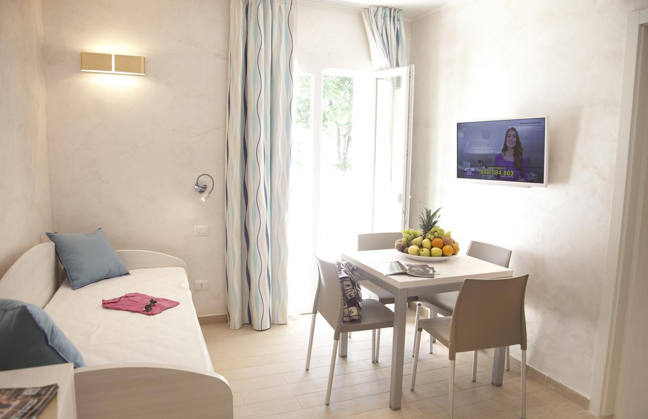 Marina Beach Suite Hotel Rimini Dış mekan fotoğraf